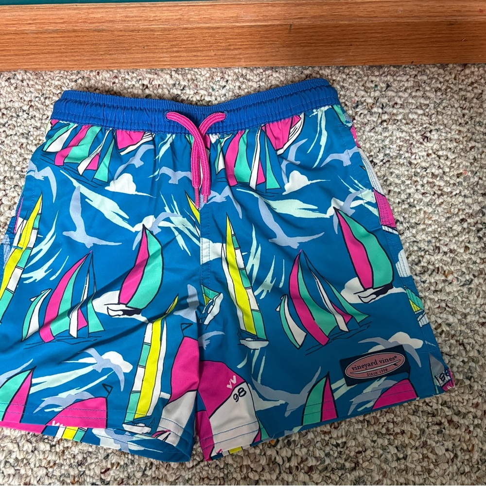 vineyard vines boys Swim Trunks